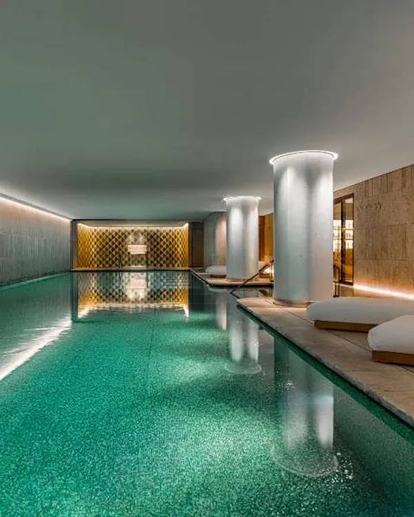 Bulgari, 1 300 m² de marbre sous l'avenue George V