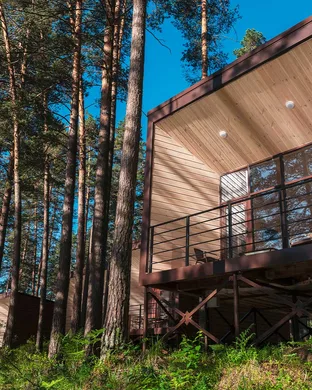 6 cabanes dans les arbres avec jacuzzi pour un week-end en amoureux
