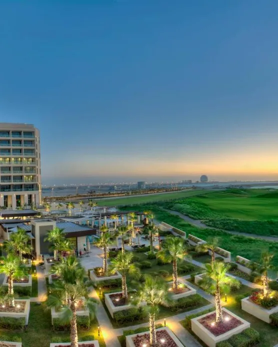 Crowne Plaza Yas Island by IHG, photo 1