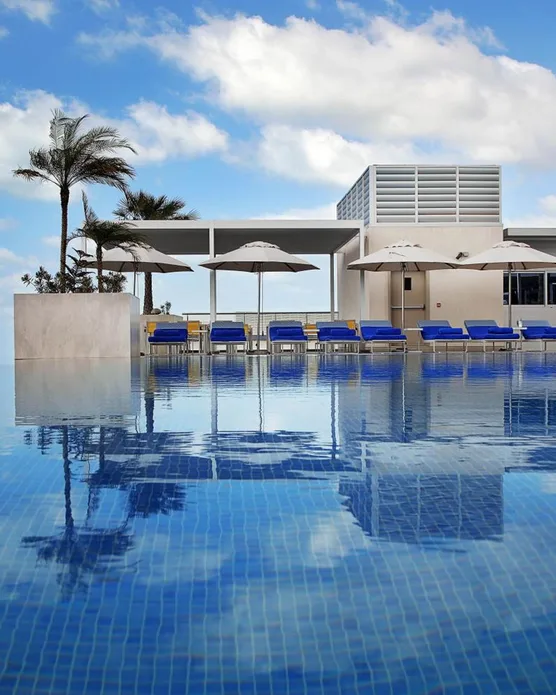 Grand Cosmopolitan Hotel, photo 1