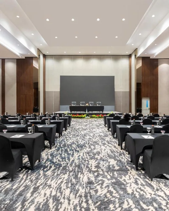 Grand Swiss-Belhotel Darmo, photo 8