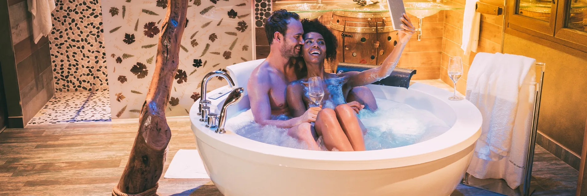 Nuit en amoureux insolite : hébergements avec spa privatif