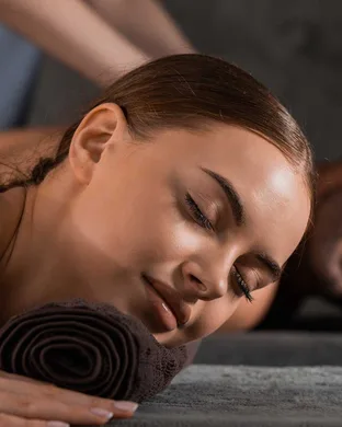 Massage Duo à Lyon : Une expérience spa inoubliable en couple