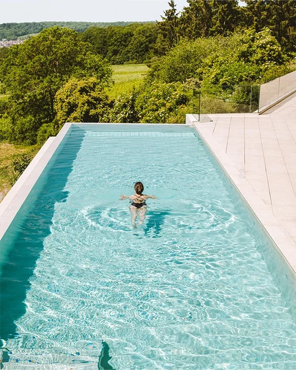 royal champagne piscine exterieure